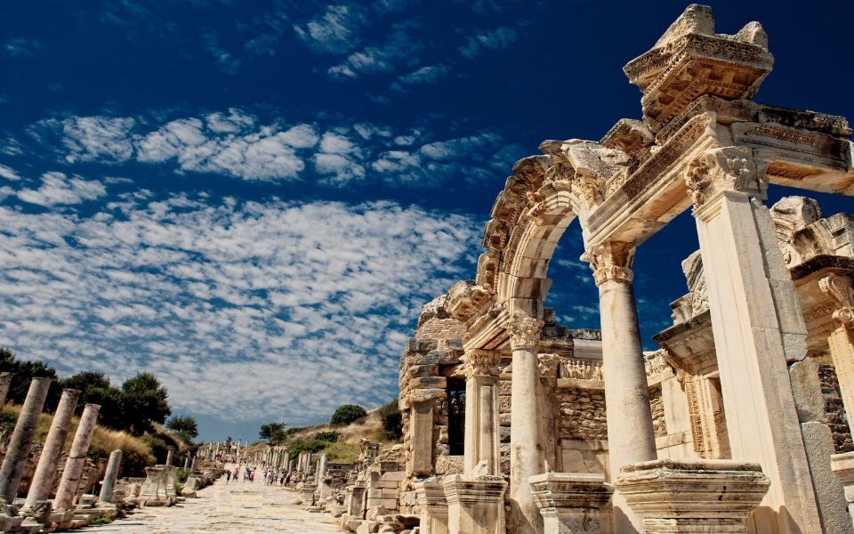 All Inclusive Ephesus Tour With Virgin Mary From Izmir - Guide quality: what the best guides do with your time
