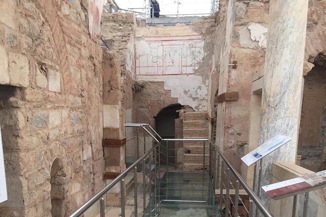 ALL INCLUSIVE Private Guided Tour For Your Family Lunch & Entrances are INCLUDED - Who should book this and who should reconsider