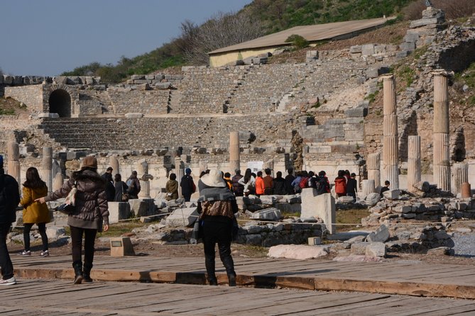 Biblical Jewels of Ephesus - Temple of Hadrian and Celsus Library: two photo stops with real context
