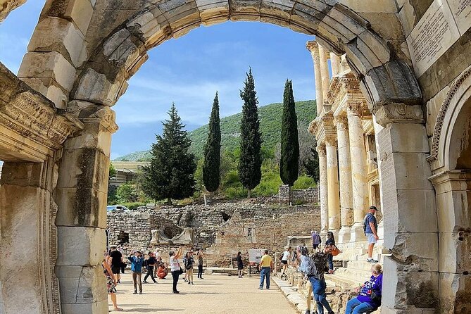 Economic Explorer Ephesus Tour - Artemis Remains and Terrace Houses: Wonder With Context