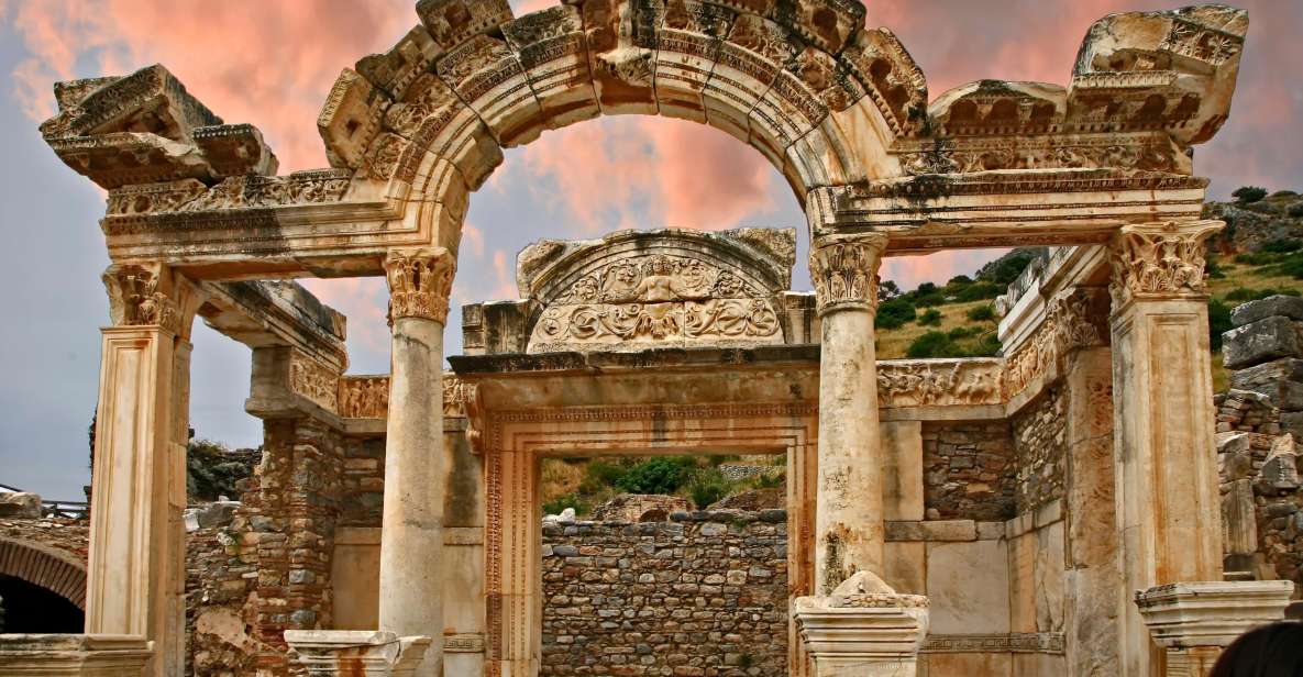 Ephesus Ancient City Highlight Tour For Cruisers - Selcuk photo stop and shopping time: useful downtime, not filler