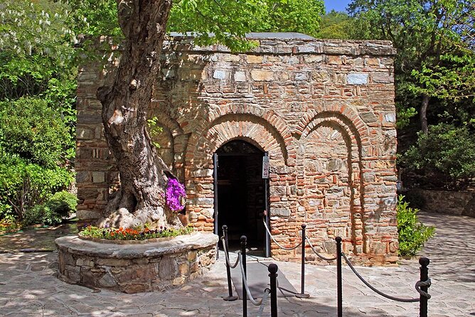 Ephesus Private Tour / FOR CRUİSE GUESTS ONLY - Stop 4: Isa Bey Mosque—inside and garden, timed around prayer