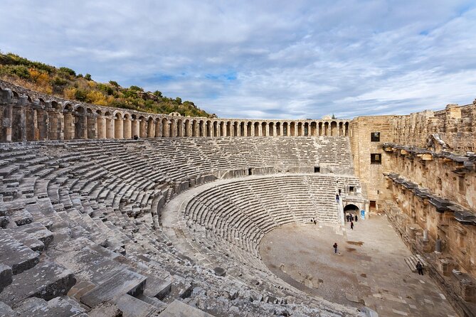 Ephesus Shore Excursion Private Guided Tour - Kusadasi market time: a useful optional break