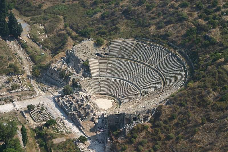 Ephesus: Small Group Tour for Cruise Passengers - Small-group format: how it helps on a crowded site