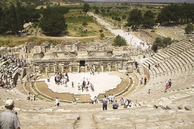 Ephesus Tour From Kusadasi Port - Lunch buffet: simple fuel for a long walking day