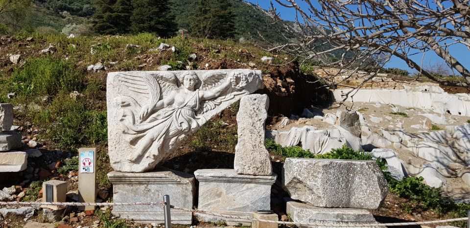 From Kusadasi Port: Best of Ephesus Tour (Skip-the-line) - Ephesus Archaeological Museum: six chambers of context