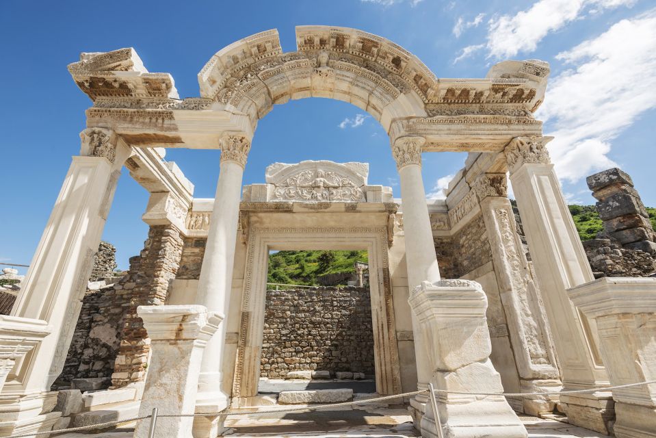 Kusadasi: Ephesus & House of Virgin Mary Fully Guided Tour - Library of Celsus in 20 Minutes: How to Get the Most