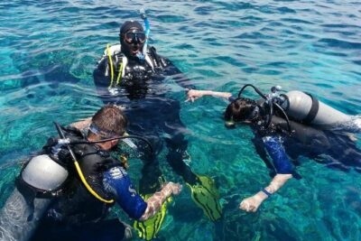 Kusadasi Scuba Diving Tour By Local Experts - The Boat Setup: Spacious Deck Time and Full Scuba Gear