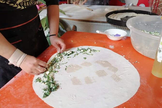 Kusadasi Selcuk Ephesus Gourmet and Street Food Tour - Şirince Village: Gözleme Again, Then Ice Cream and a Slow Walk