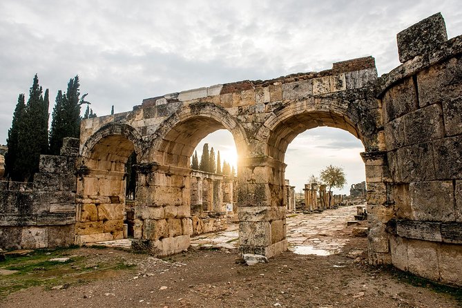 Private: Day Tour to Pamukkale from Kusadasi - Price and value: is $310 per person fair?
