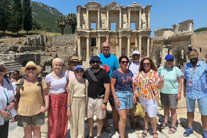 Private Ephesus and Shopping Tour for Cruisers Only - Kuşadası Castle on Pigeon Island: quick views, long context