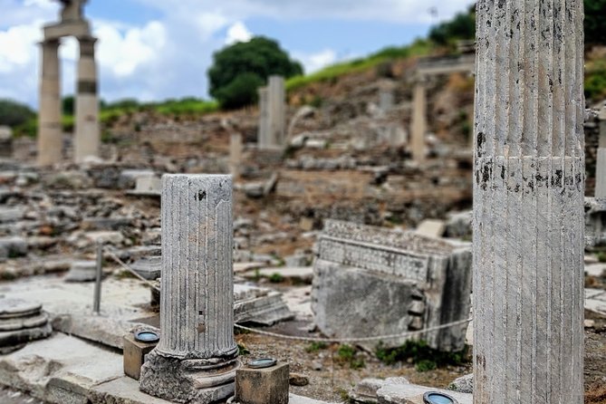 Private Ephesus, House of Virgin Mary, St John Basilica & Lunch - Ephesus Ancient City: from Magnesia Gate down to the harbor