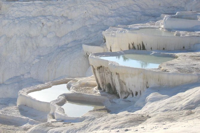 Private Pamukkale and Ephesus Tours - Şirince and Kuşadası: Quick Aegean Flavor Stops