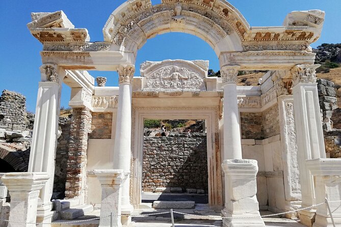 Private Tour of Ephesus, Artemis Temple and Sirince Village - Sirince village: Turkish-Greek culture, crafts, and fruit wine tasting