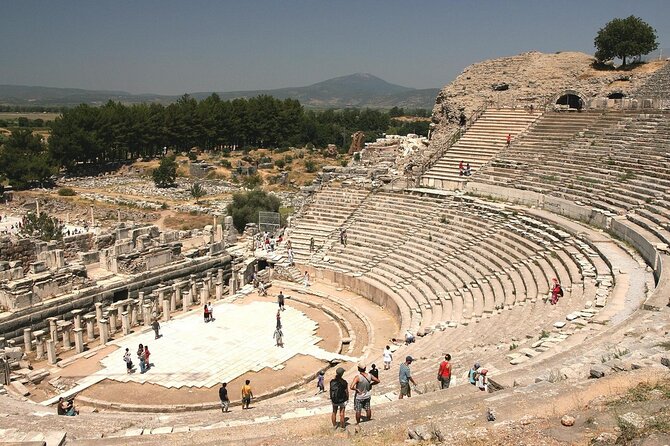 Private Tour of Ephesus,House of Mother Mary &Artemis Temple from Izmir - St John Kilisesi (Saint-Jean Church): Ayasuluk Hill and the 6-Domed Story