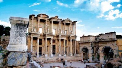 Selcuk: Full-Day Ephesus and House of Virgin Mary Tour - Selcuk pickup to Ephesus entry: smooth logistics, tight 8 hours