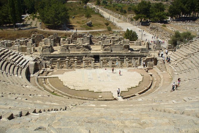Shore Excursion 1 or 2 Day Private Tour from Kusadasi Port for Ephesus-Pergamon - Getting there smoothly: port pickup and private A/C transport