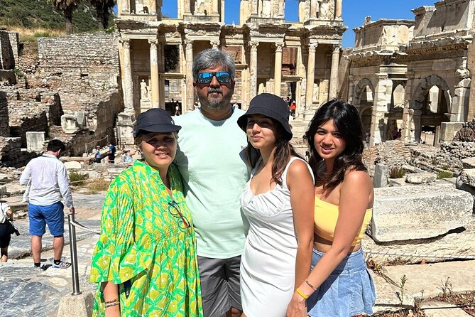 Shore Excursions: Half Day Ephesus & Şirince Village Tour - Comfort, guide style, and why the small group matters