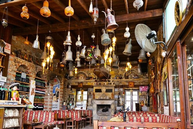 Sirince Village & Selcuk Bazaar Tour From Kusadasi - The guide and vehicle setup: making the day feel easy