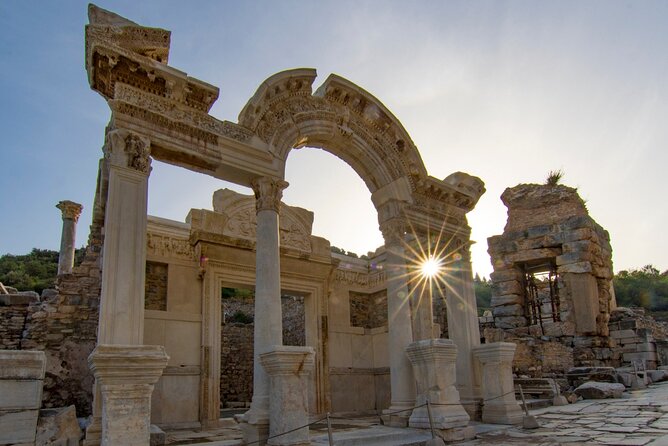 SKIP-THE-LINE: BEST-SELLER PRIVATE EPHESUS TOUR for Cruise Guests - Lunch plus the workshop stops: food and culture without the hard sell