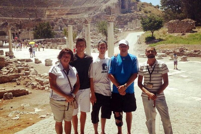 SKIP THE LINE : Private Ephesus Shore Tour in Kusadasi Turkiye - Beyond the ruins: carpets, rugs, and Ephesus ceramics in the Teaching Village
