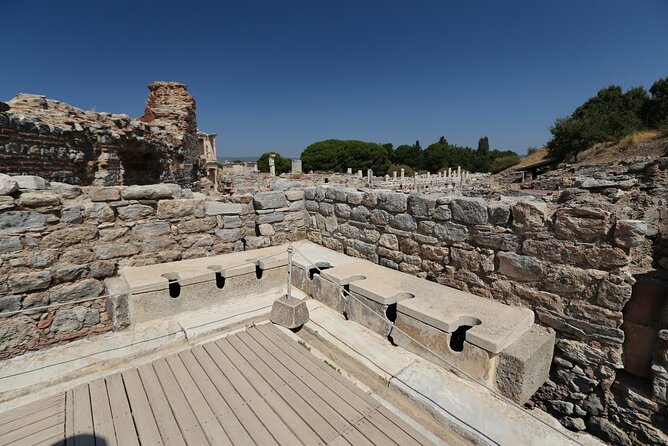 Small Group Ephesus & Sirince Village Tour From Kusadasi / Selcuk Hotels - Ephesus Ancient City: Hadrian Gate, Celsus vibes, and the right kind of walking